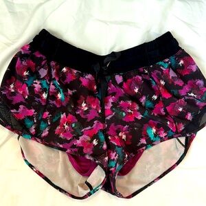 Lululemon Hotty Hot Black Purple Floral Watercolor Shorts